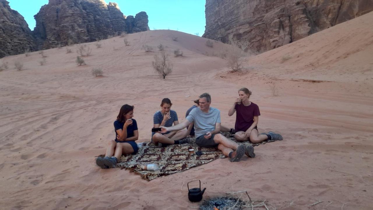 Enad Desert Camp วาดิรัม ภายนอก รูปภาพ